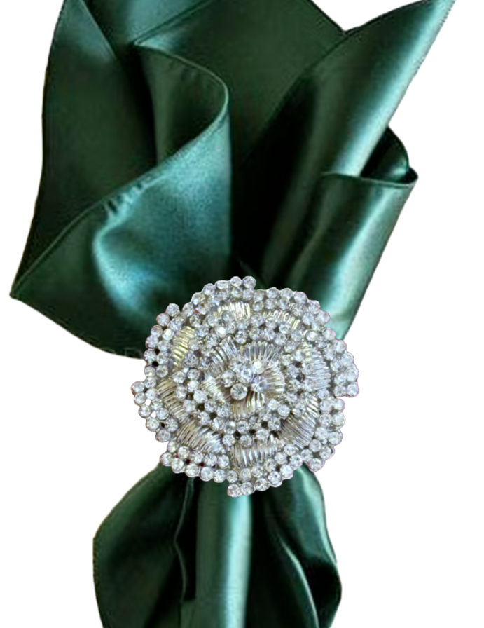 Napkin Rings Silver Crystal Floral Shaped w/Clusters of Sparkling Bling Set/4