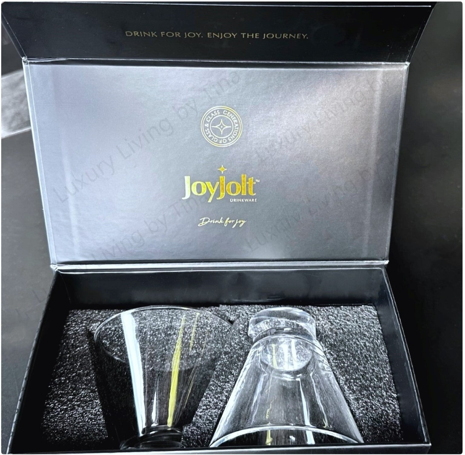 JoyJolt Martini Whiskey Crystal Glasses 2 in Gift Box Off-Base Round Aqua Vitae