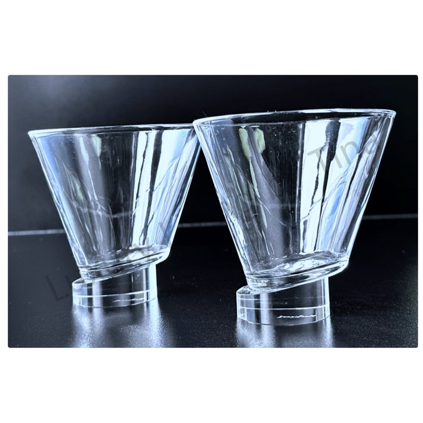 JoyJolt Martini Whiskey Crystal Glasses 2 in Gift Box Off-Base Round Aqua Vitae